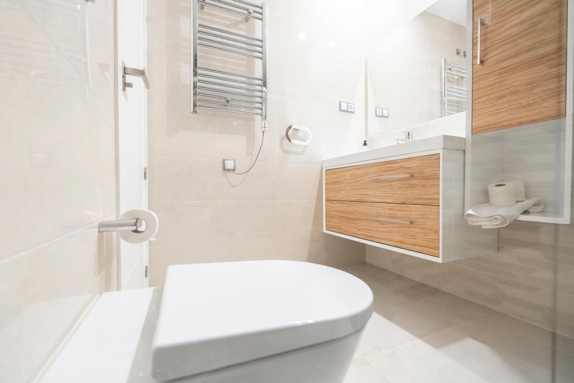 Infinity View - Access To Hot Tubs & Pools Arenales del Sol