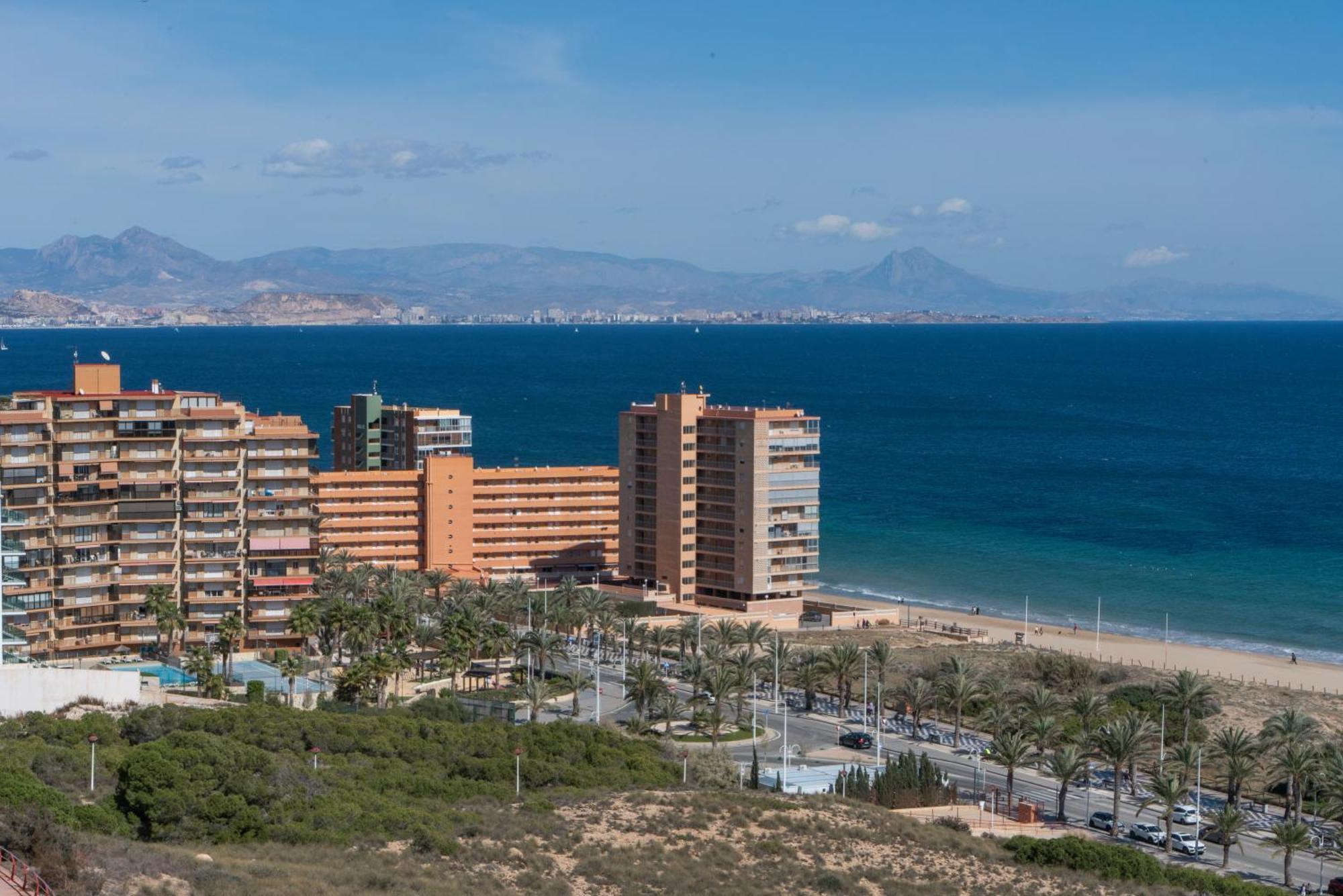 Infinity View - Access To Hot Tubs & Pools Apartment Arenales del Sol